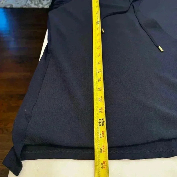 Michael Kors Women’s Blouse Size Large Navy Blue Cross Over Front Long Sleeves - Picture 7 of 8